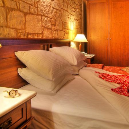 Alpen House Hotel&Suites Arachova Buitenkant foto