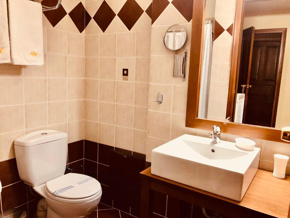 Alpen House Hotel&Suites Arachova Buitenkant foto