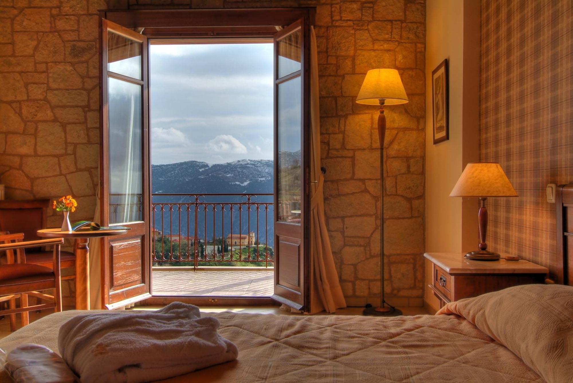 Alpen House Hotel&Suites Arachova Buitenkant foto