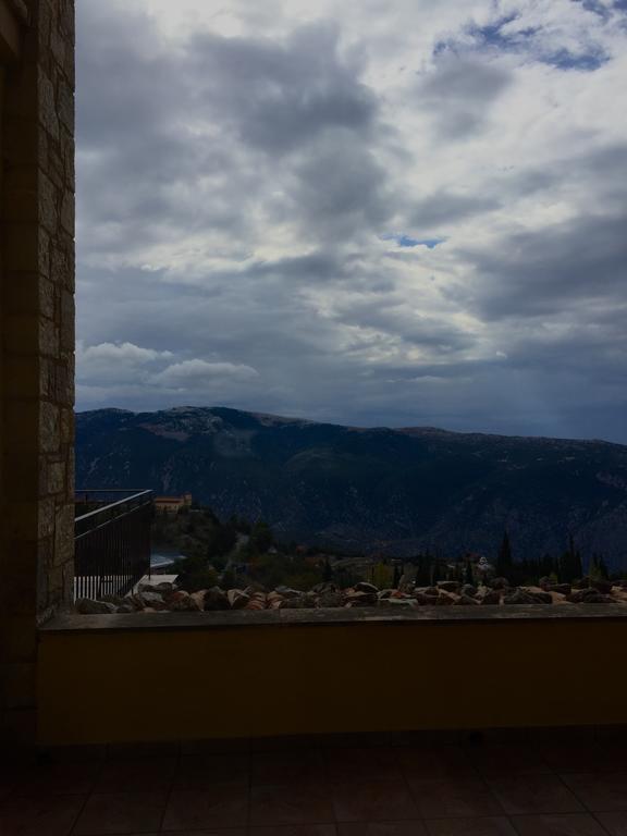 Alpen House Hotel&Suites Arachova Buitenkant foto